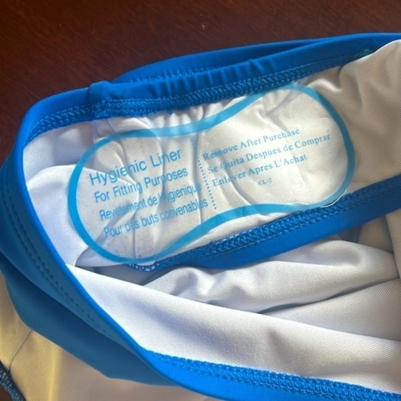 Brand New DKNY Blue Peek A Boo Twist One Piece Swimsuit 50+ UPF 4-Way Stretch - Picture 13 of 16